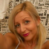 Claudia - 51 Jahre Claudia sucht jüngere Männer